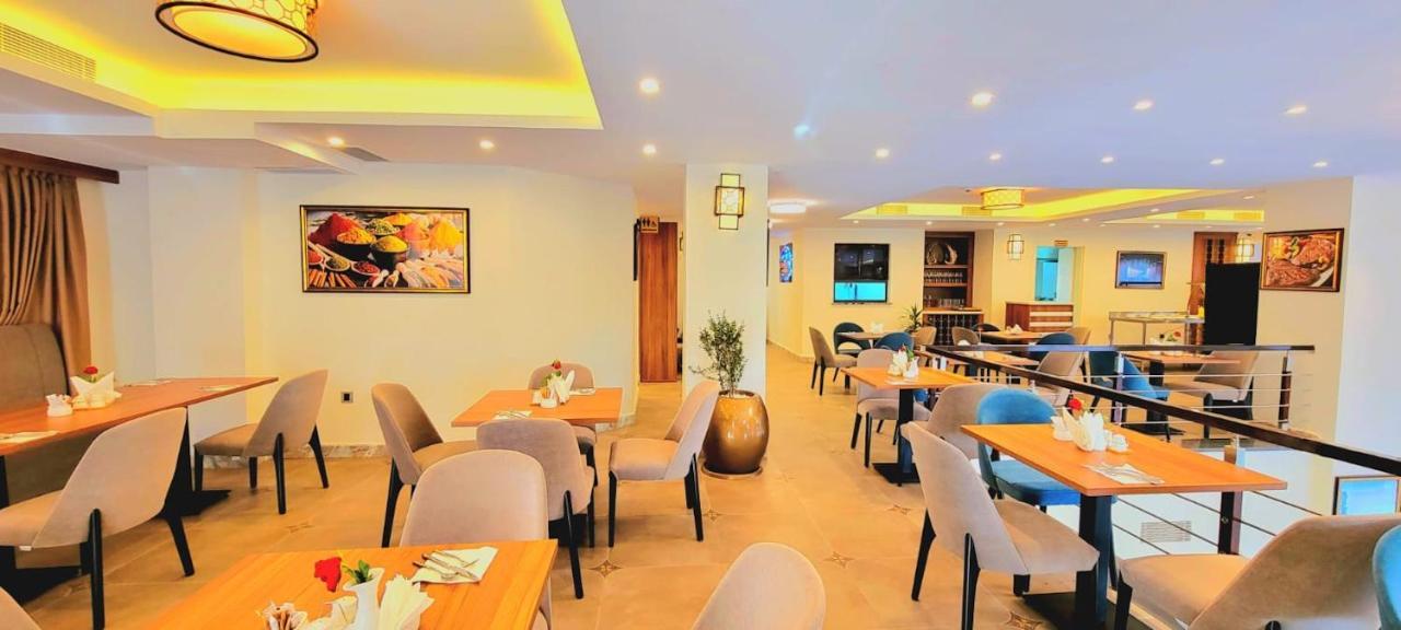 Th Bonroyal Hotel Адис Абеба Екстериор снимка