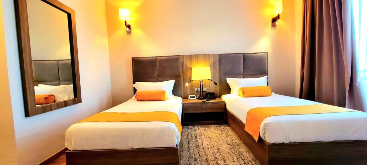 Th Bonroyal Hotel Адис Абеба Екстериор снимка
