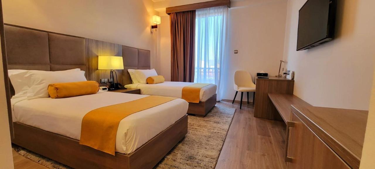 Th Bonroyal Hotel Адис Абеба Екстериор снимка