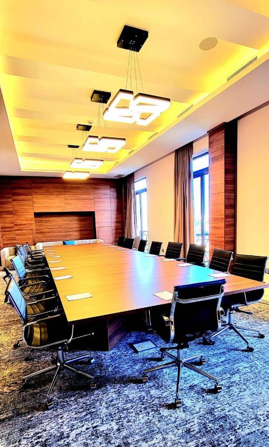Th Bonroyal Hotel Адис Абеба Екстериор снимка